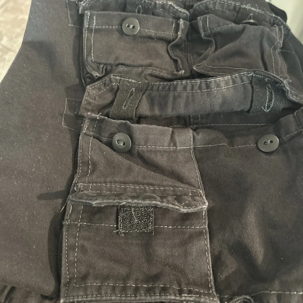 Iron Co Shorts Mens 36 Black Skater Baggy Cargo Pockets Utility Vintage Y2K Long